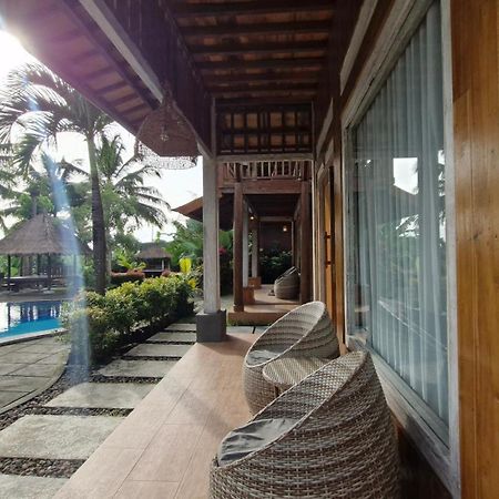 Peraja Bungalows Loyok Sangyang Eksteriør billede