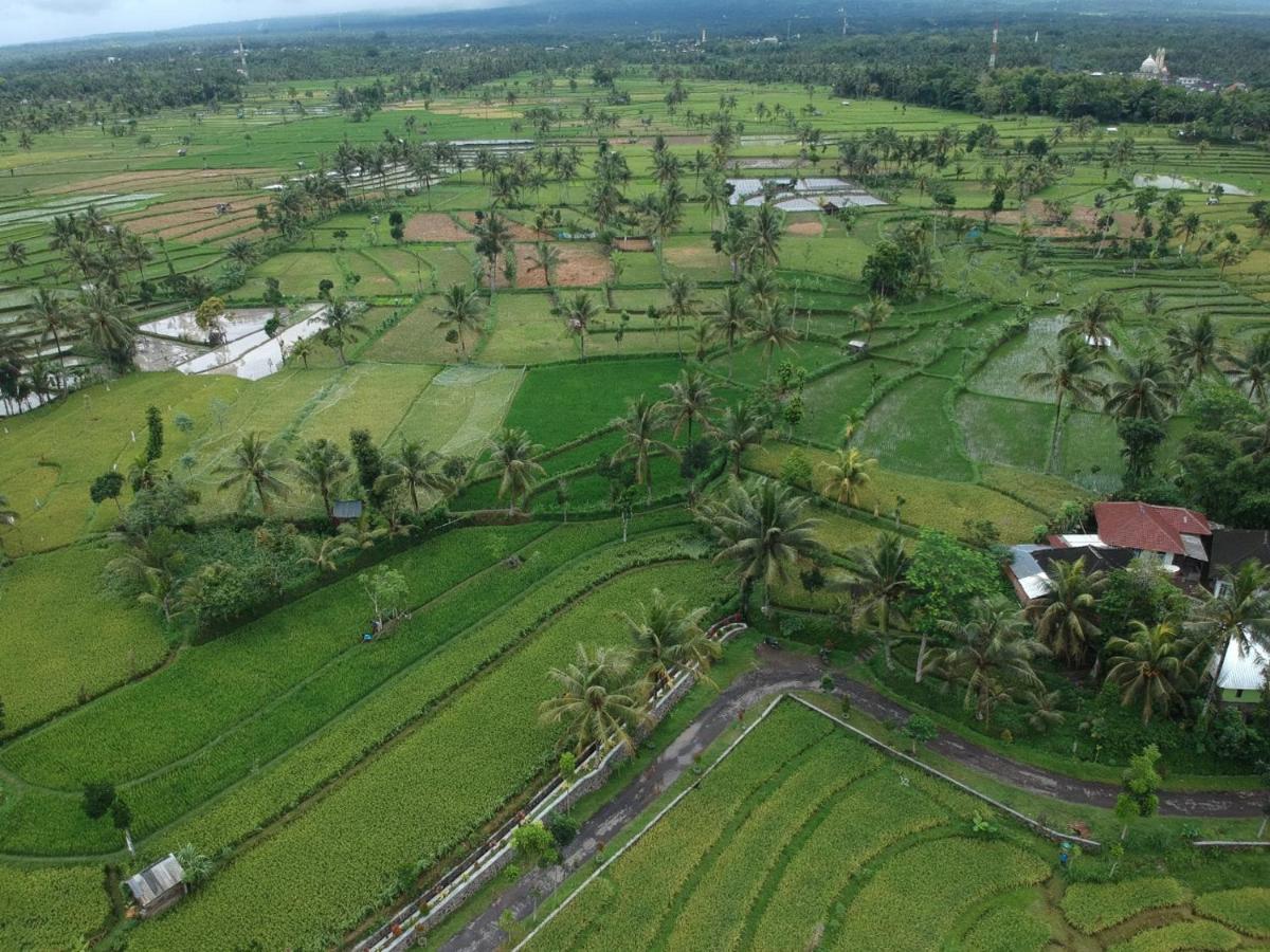 Peraja Bungalows Loyok Sangyang Eksteriør billede