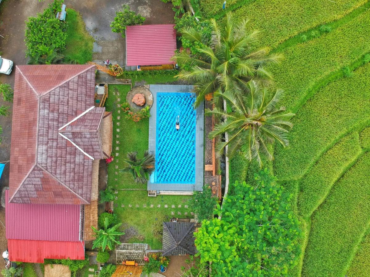 Peraja Bungalows Loyok Sangyang Eksteriør billede