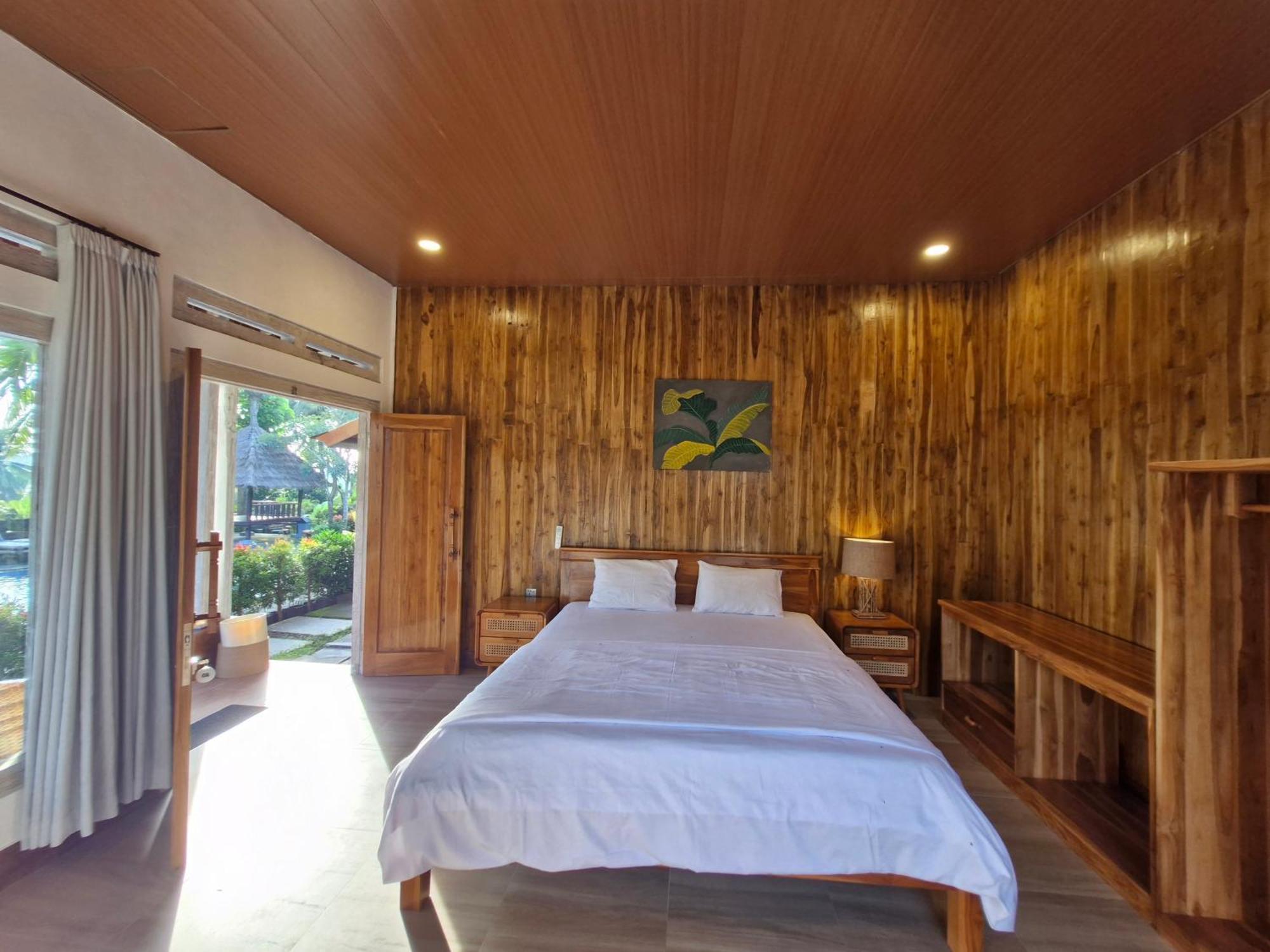 Peraja Bungalows Loyok Sangyang Værelse billede